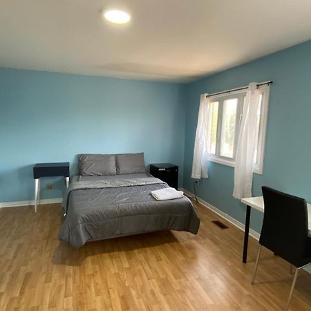 Shelby Apartment Мисисага Екстериор снимка